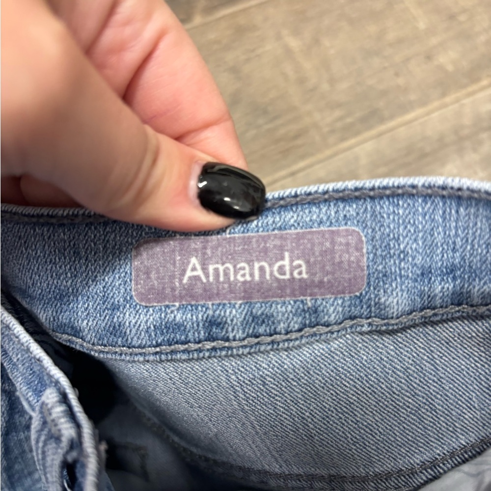 Gloria‎ Vanderbilt Amanda Style Straight Leg Jeans Light Wash Size 12 - Picture 4 of 5